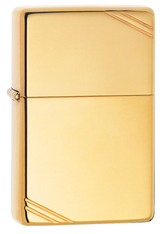 Frontansicht 3/4 Winkel Zippo Feuerzeug Vintage Brass High Polished mit dekorativen Schrägstrichen an beiden Ecken