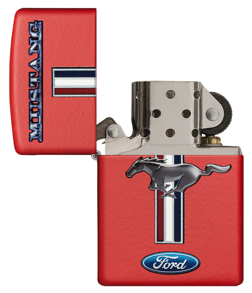 Zippo Feuerzeug rot mit Ford Mustang Logo geöffnet