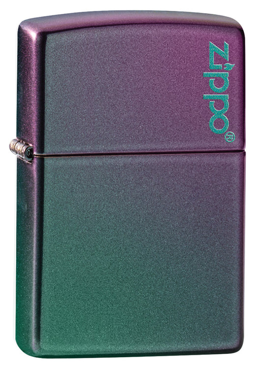 Frontansicht 3/4 Winkel Zippo Feuerzeug Iridescent violett grün mit Zippo Logo